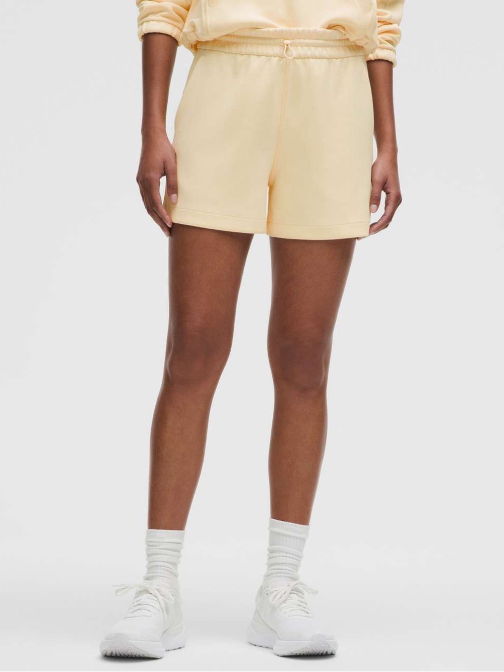 Lululemon SoftStream Shorts Yellow Size 6 “3